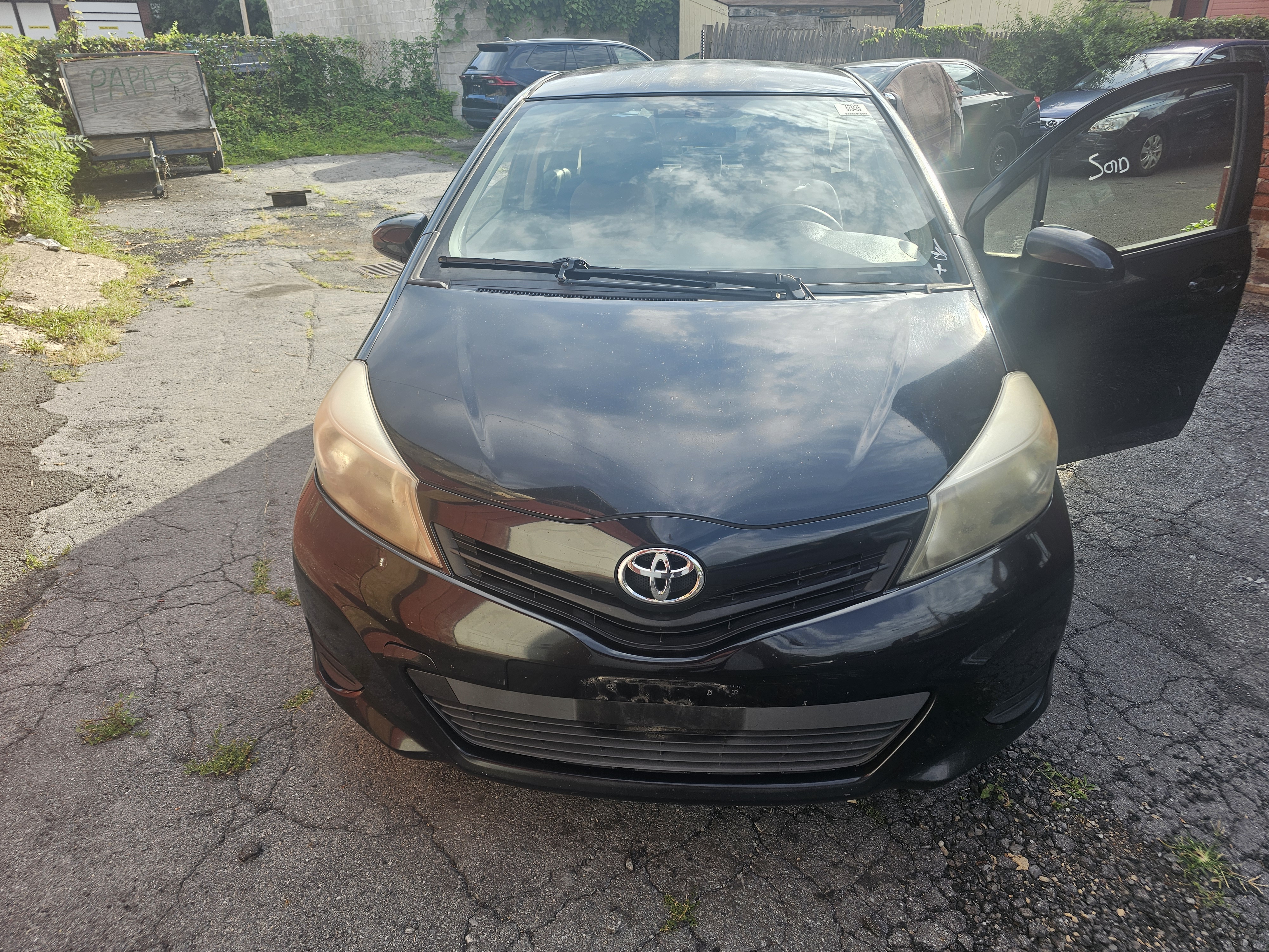 2013 Toyota  Yaris 